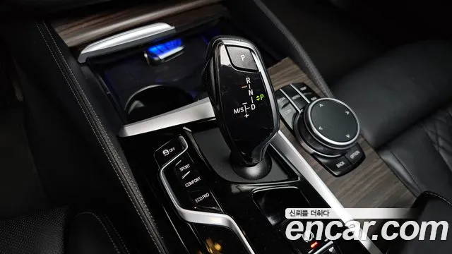 BMW 5-Series 5 серия (G30) 530i xDrive Luxury — Фото автомобиля 7