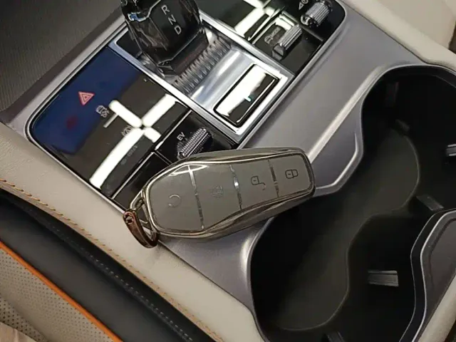 BYD Song PLUS — Фото автомобиля 8