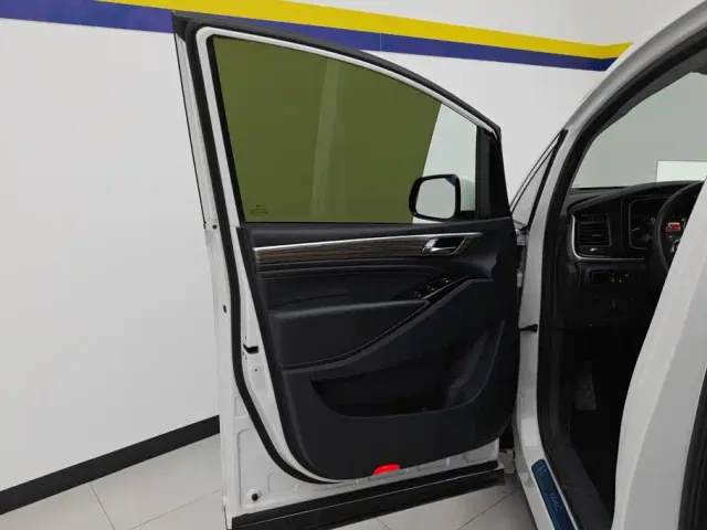GAC Trumpchi M8 — Фото автомобиля 7