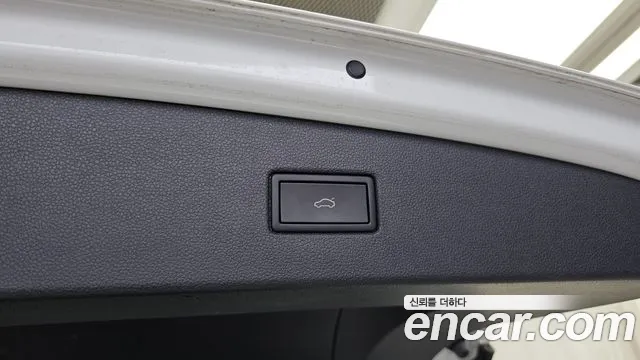 Volkswagen Tiguan Tiguan 2 поколение 2.0 TDI 4Motion Premium — Фото автомобиля 24