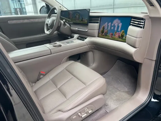 IM Motors LS6 — Фото автомобиля 8