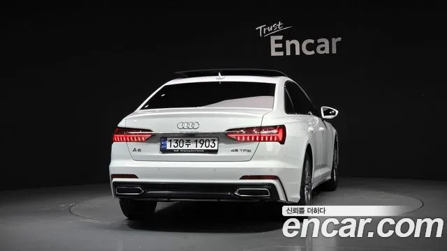 Audi A6 45 TFSI Premium — Фото автомобиля 4