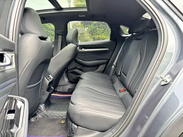 Geely Xingrui — Фото автомобиля 18