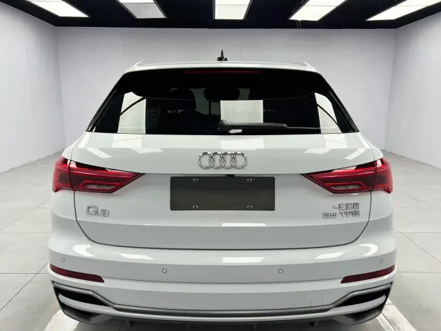 Audi Q3 — Фото автомобиля 5