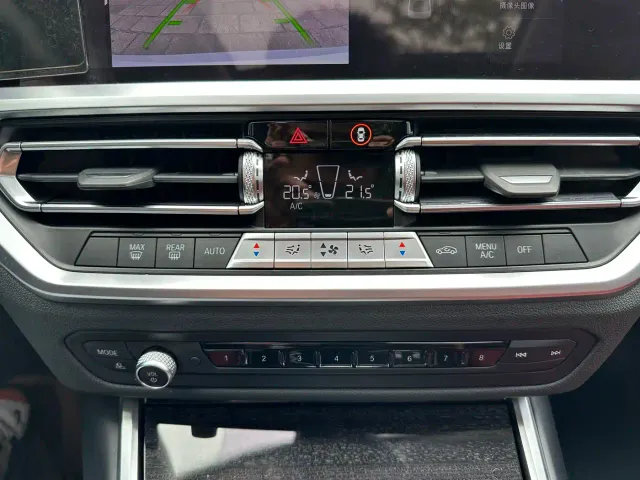 BMW 3 Series — Фото автомобиля 22