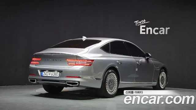 Genesis G80 RG3 — Фото автомобиля 2