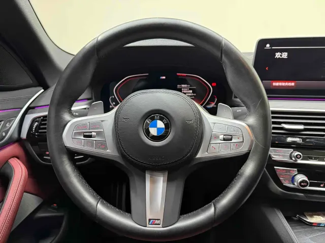BMW 5 Series — Фото автомобиля 27