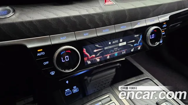 Genesis G80 — Фото автомобиля 22