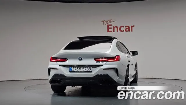 BMW 8 Series G15 — Фото автомобиля 4