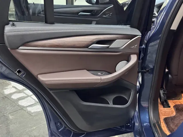 BMW X3 — Фото автомобиля 15