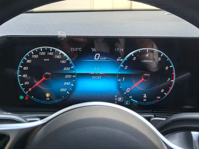 Mercedes-Benz GLB-Class — Фото автомобиля 4