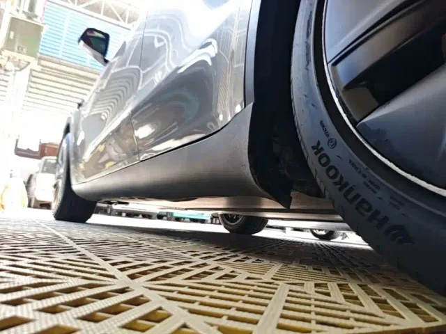 Tesla Model Y — Фото автомобиля 21