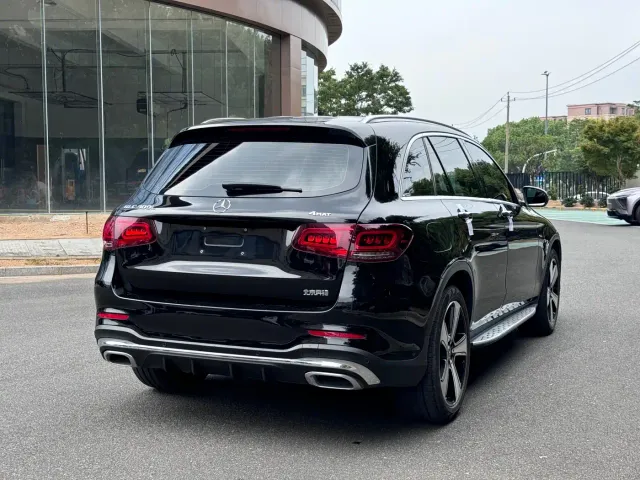 Mercedes-Benz Mercedes-Benz GLC 2022 GLC 300 L 4MATIC Dynamic Collector's Edition — Фото автомобиля 16