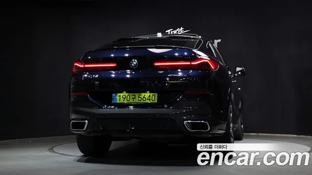 BMW X6 — Фото автомобиля 4