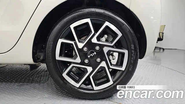 Kia RAY Новый Kia Ray Signature — Фото автомобиля 21