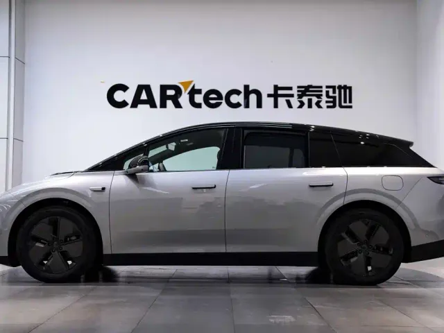Li Auto i6 — Фото автомобиля 9