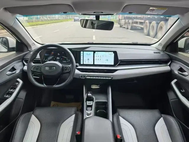 Geely Binrui — Фото автомобиля 4
