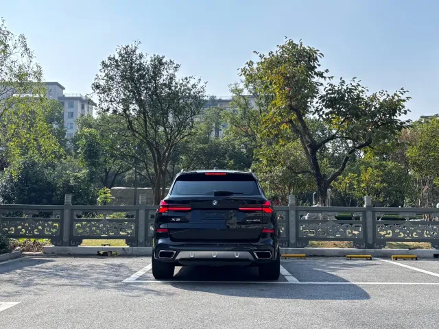 BMW X5 — Фото автомобиля 5