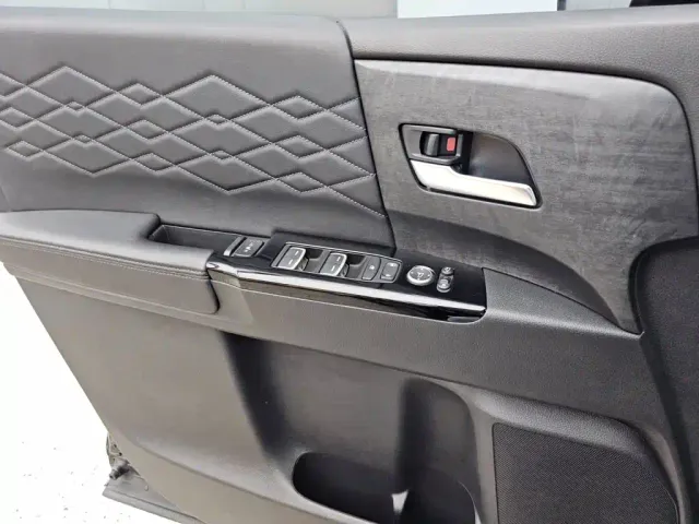 Honda Elysion — Фото автомобиля 8