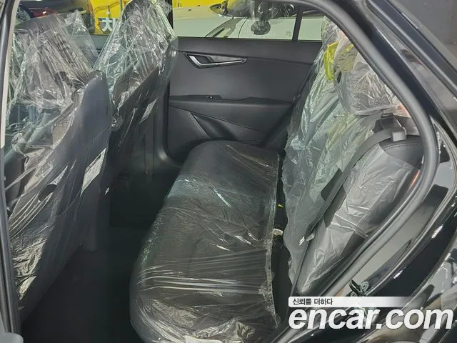 Kia Niro — Фото автомобиля 20