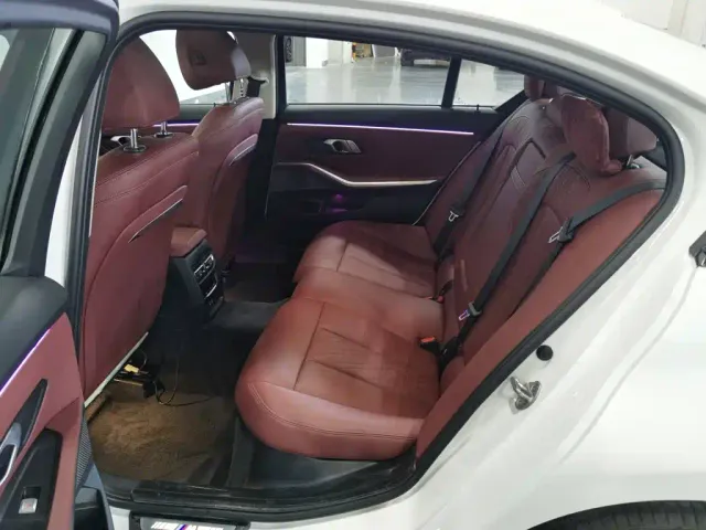 BMW 3 Series — Фото автомобиля 15