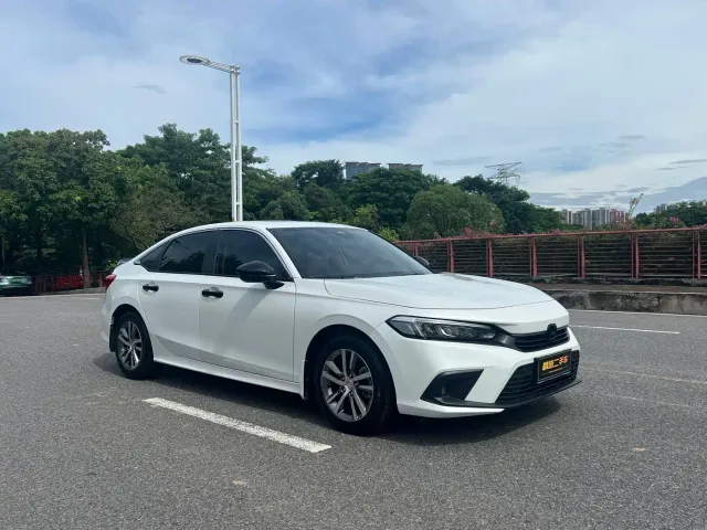 Honda Civic — Фото автомобиля 2