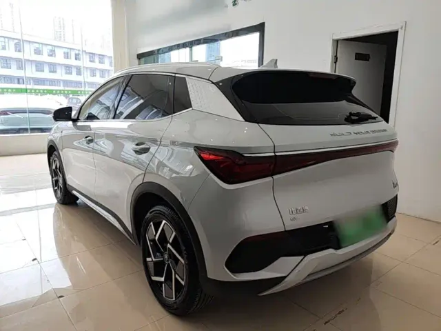 BYD Yuan PLUS — Фото автомобиля 4