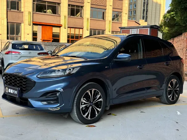 Фотография автомобиля — Ford Escape