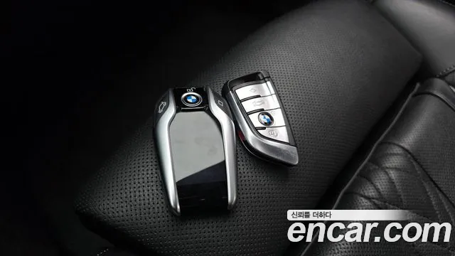 BMW 5 Series G30 — Фото автомобиля 16