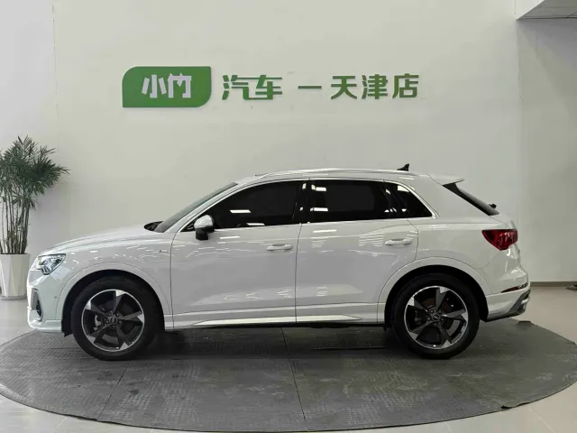 Audi Q3 — Фото автомобиля 2