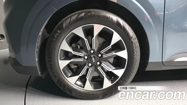 Kia Carnival 4th Gen — Фото автомобиля 5