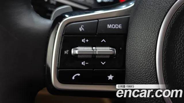 Kia Carnival 4th Gen — Фото автомобиля 25