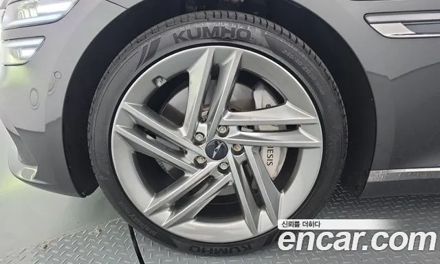 Genesis G80 RG3 — Фото автомобиля 5