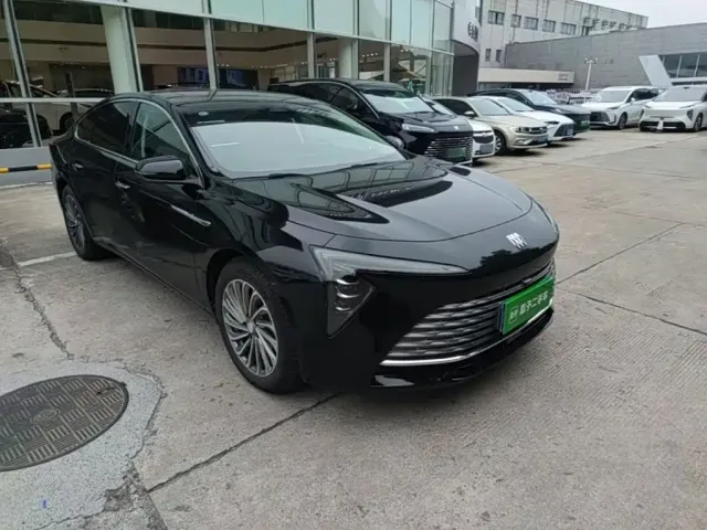 Buick LaCrosse — Фото автомобиля 3