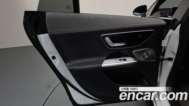 Mercedes-Benz EQE V295 — Фото автомобиля 14