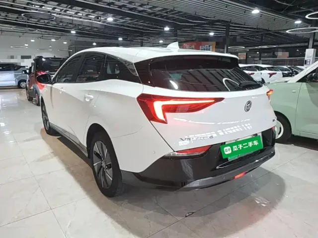 Buick Velite 6 — Фото автомобиля 4
