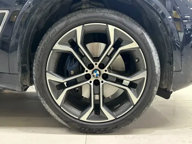 BMW BMW X5 2022 Facelift xDrive 40Li Premium M Sport Package — Фото автомобиля 20