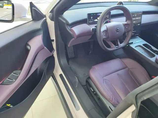 Nio ET5 Touring — Фото автомобиля 15