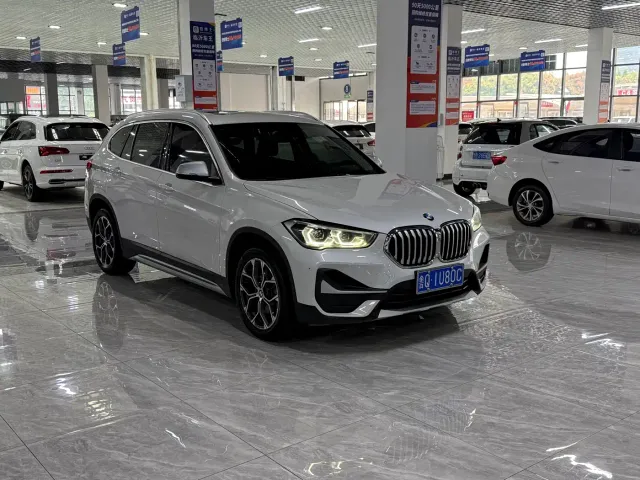 BMW X1 — Фото автомобиля 3