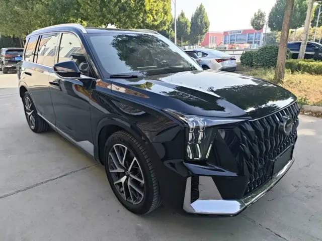 GAC Trumpchi GS8 — Фото автомобиля 3