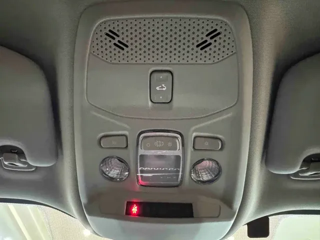 Peugeot 2008 — Фото автомобиля 14