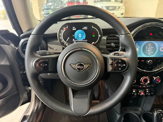 MINI Hatch — Фото автомобиля 9