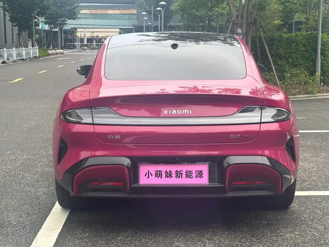 Xiaomi SU7 — Фото автомобиля 21