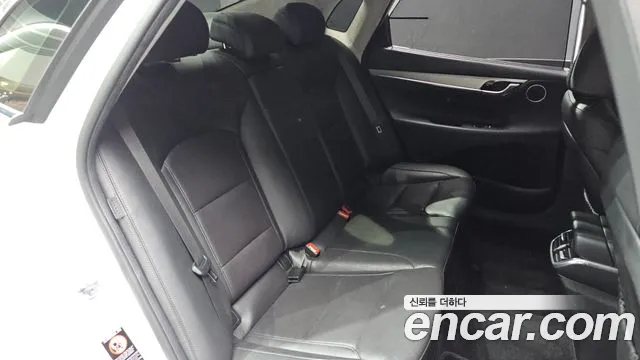 Hyundai Grandeur Новый Grandeur IG — Фото автомобиля 30