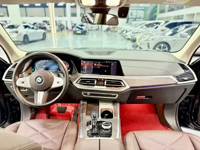 BMW X5 — Фото автомобиля 6