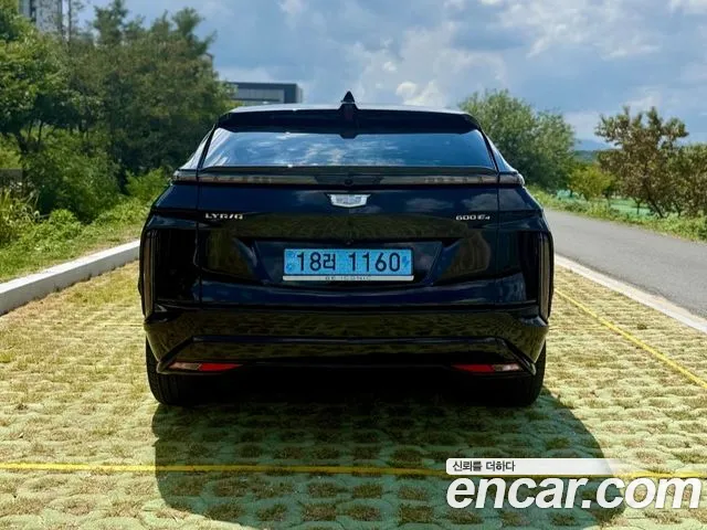 Cadillac Lyriq Lyriq Sport — Фото автомобиля 5