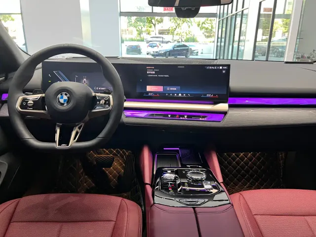 BMW 5 Series — Фото автомобиля 9