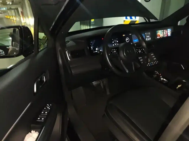 Li Auto ONE — Фото автомобиля 12