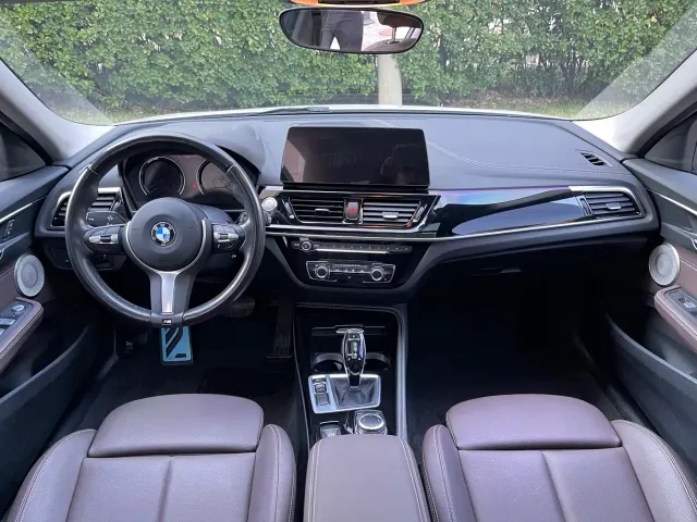 BMW 1 Series — Фото автомобиля 11