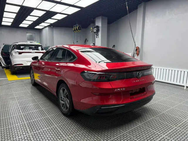 Volkswagen Lamando — Фото автомобиля 5
